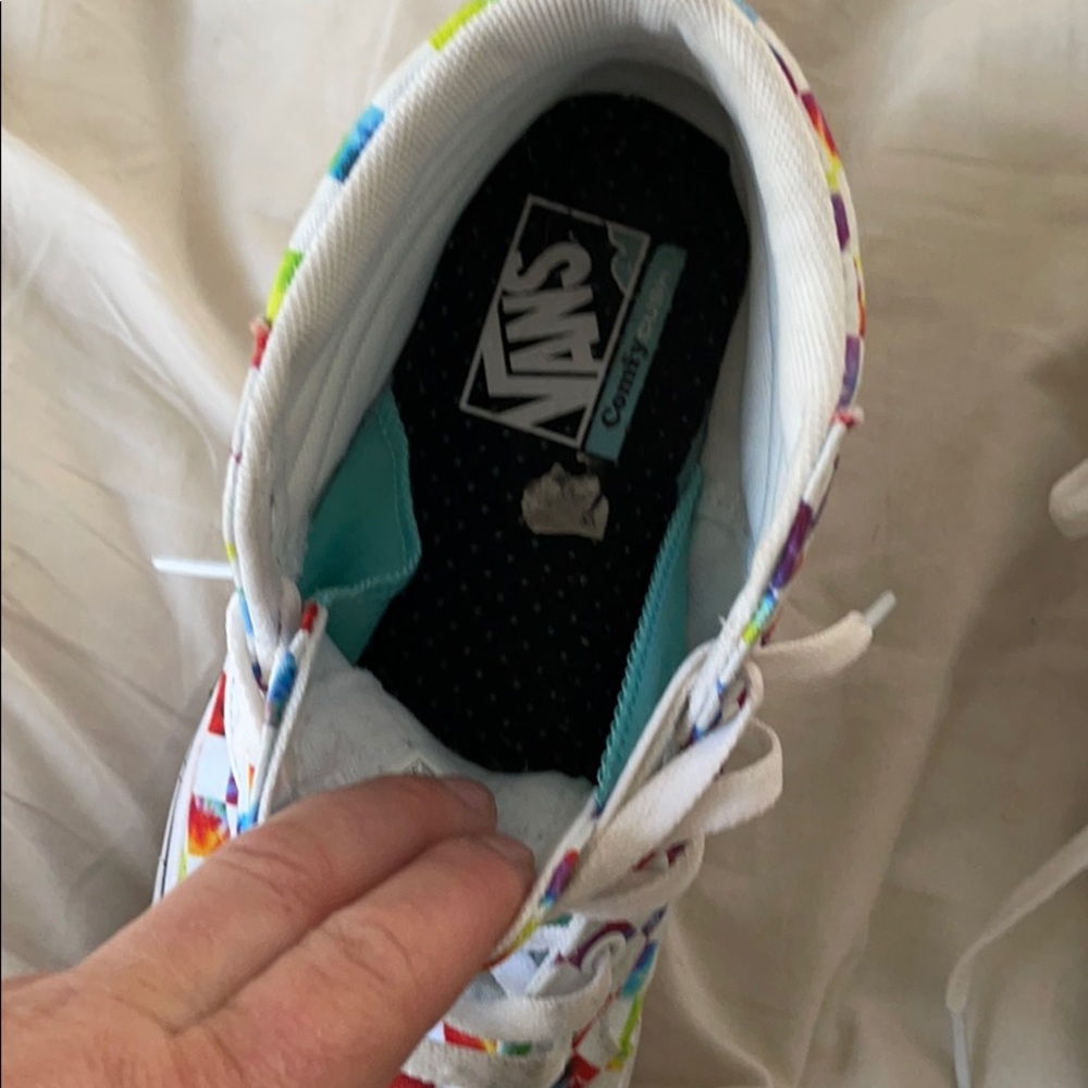 Vans - Picture 5 of 5